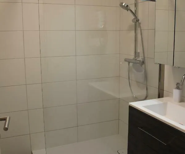 Familienapartment Sunnseitn شقة *